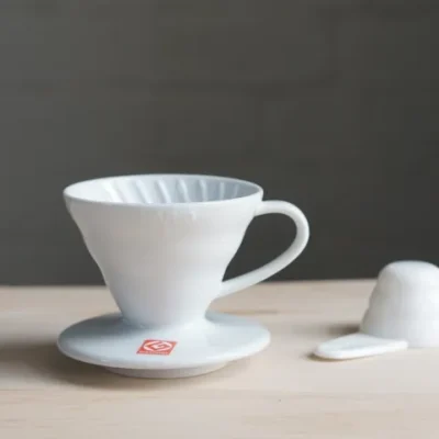 Hario dripper ceramic Size 02 (White)