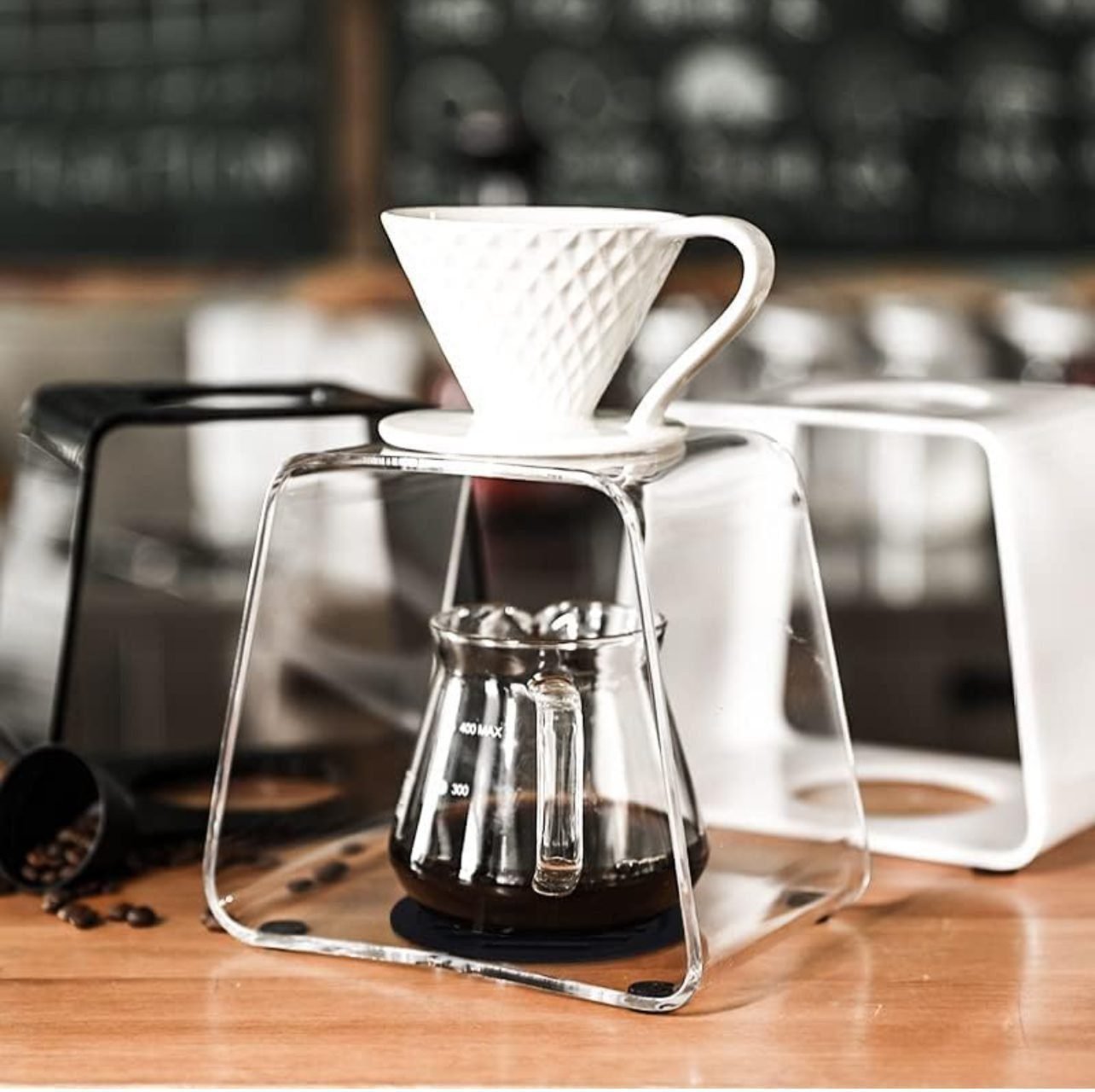 ⁦Coffee drip set with stand⁩ - الصورة ⁦2⁩