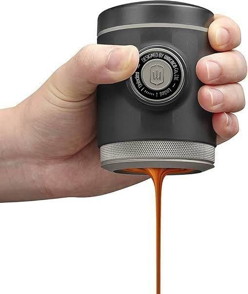 ⁦ماكينة وكاكو المحمولة لصنع الإسبريسو بيكوبريسو Wacaco Picopresso للقهوة المطحونة + شنطة حماية⁩ - الصورة ⁦2⁩