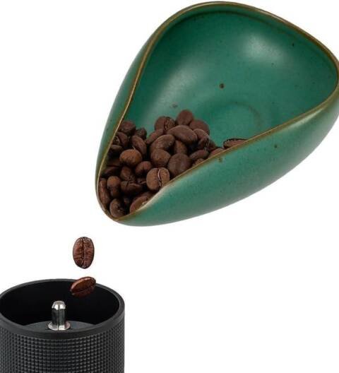 Coffee dosing tray
