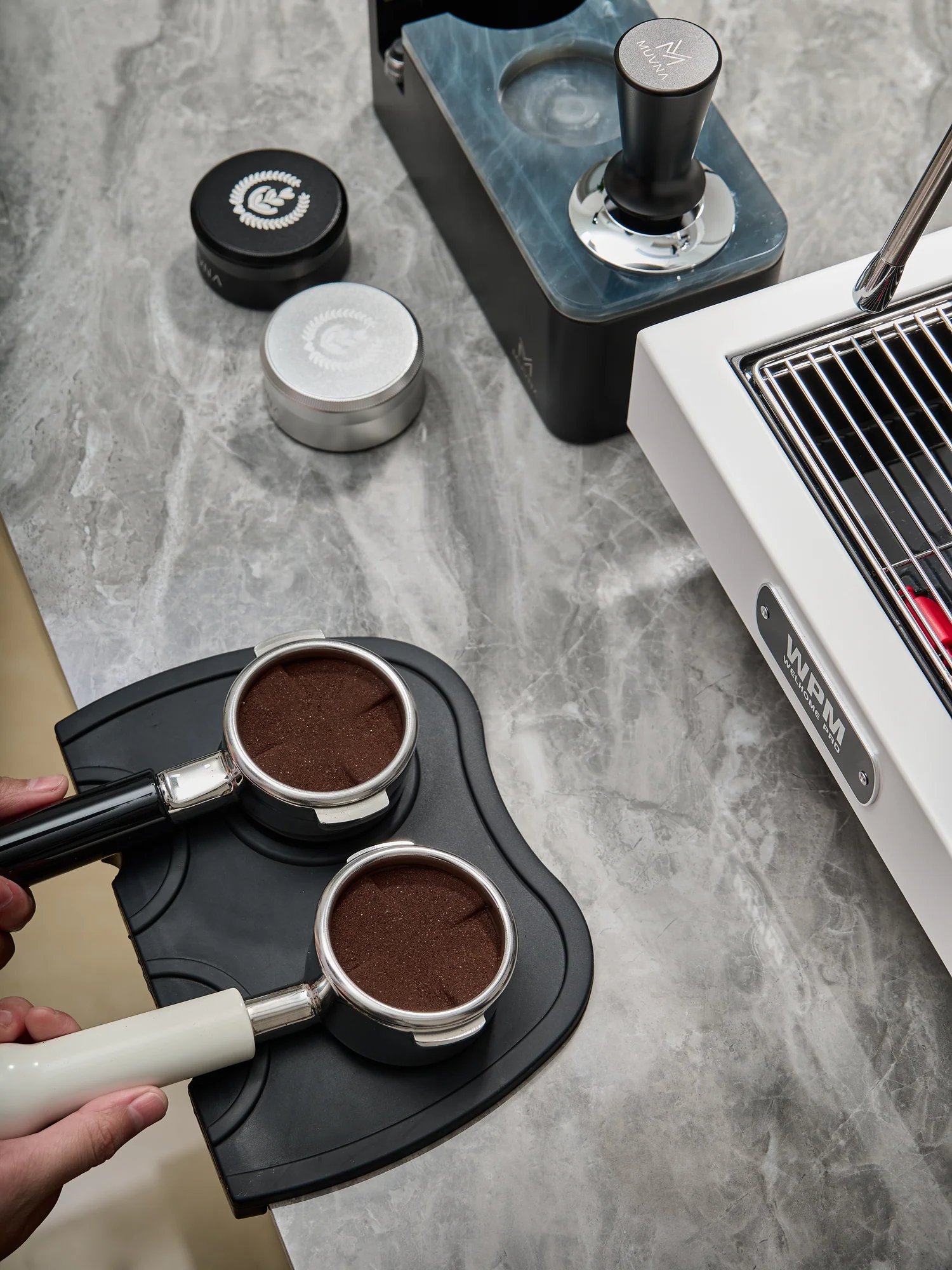 MUVNA Espresso Gravity Distributor 4 leaves - الصورة 4