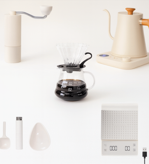 طقم تحضير القهوة المختصة ( اللون الابيض )