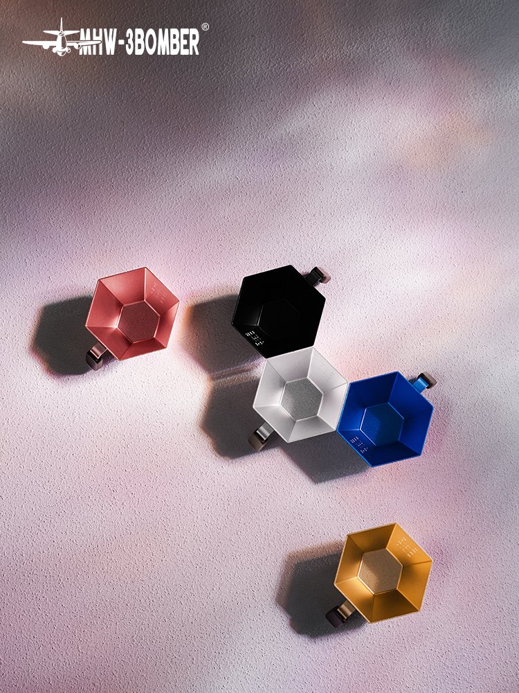 ⁦MHW-3BOMBER PRISM MEASURING CUP⁩ - الصورة ⁦2⁩