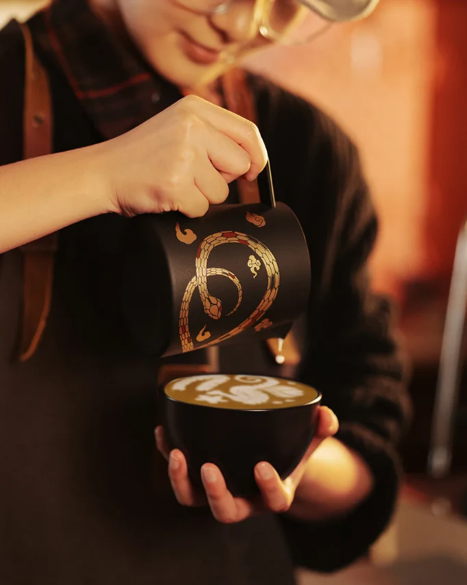 Mhw Milk pitcher 5.0-600ml- Year of the Snake Limited Edition - الصورة 9