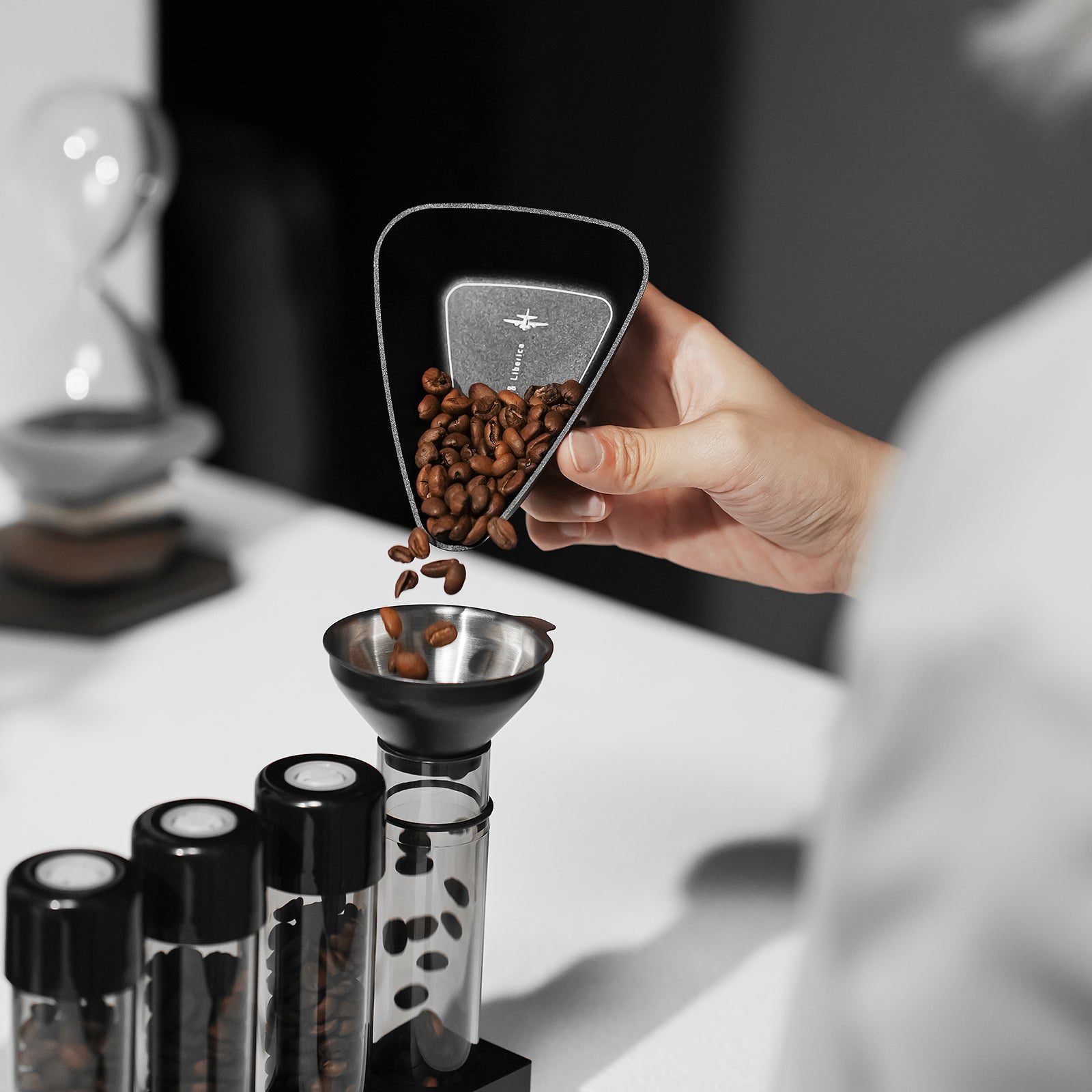 ⁦MHW-3BOMBER BEANBOAT COFFEE BEAN DOSING CUP⁩ - الصورة ⁦5⁩