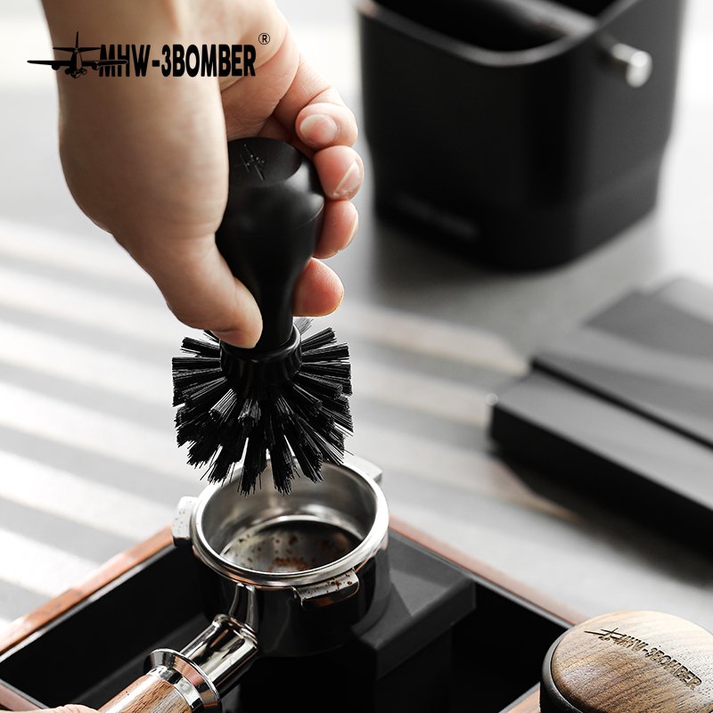 ⁦58–MHW-3BOMBER COFFEE PORTAFILTER CLEANING BRUSH⁩ - الصورة ⁦11⁩