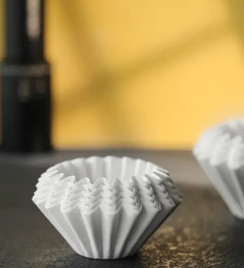 MHW-3BOMBER CAKE-SHAPED COFFEE FILTER PAPER 185