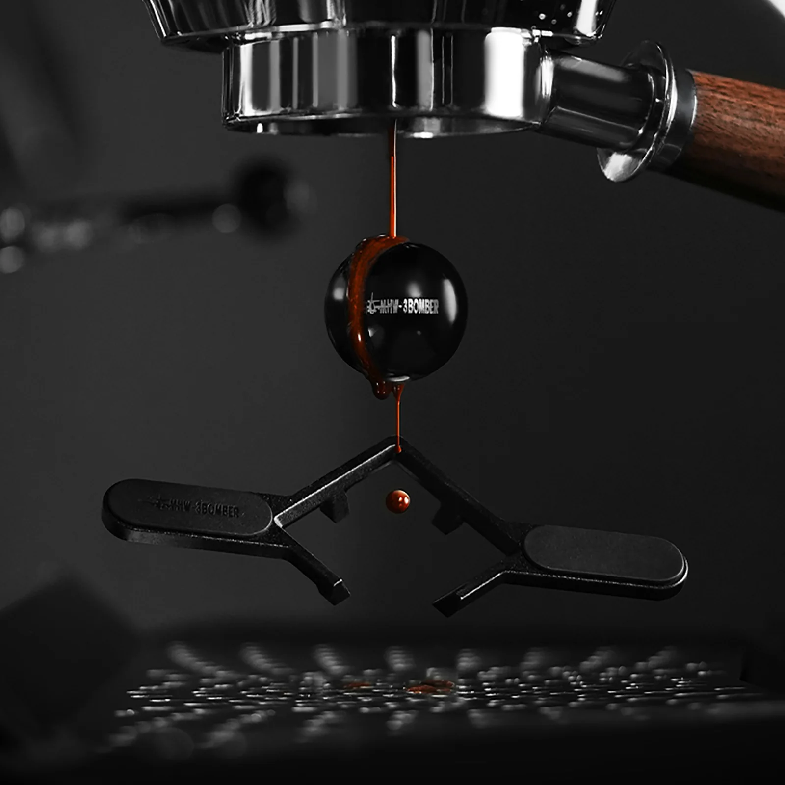MHW-3BOMBER Smooth Espresso Chilling Ball Stand - الصورة 9