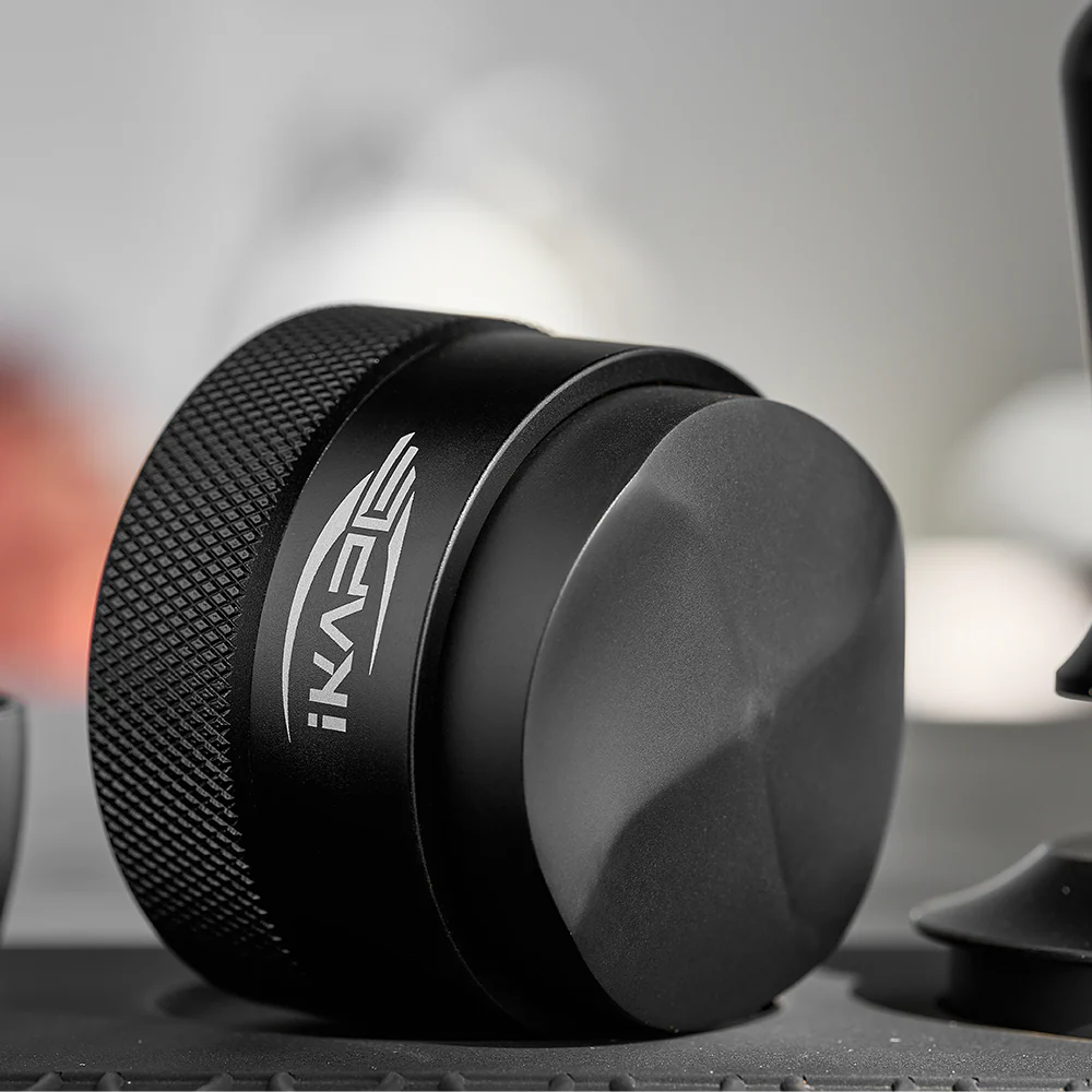 ⁦IKAPE Coffee Distributor, Espresso Gravity Distributor(All Black)58.35 mm⁩ - الصورة ⁦2⁩